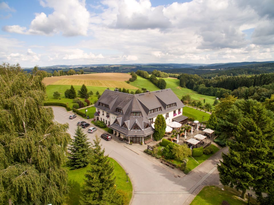 Außenansicht Hotel Waldesruh