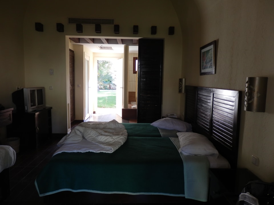 Riesig Hotel Paradis Palace