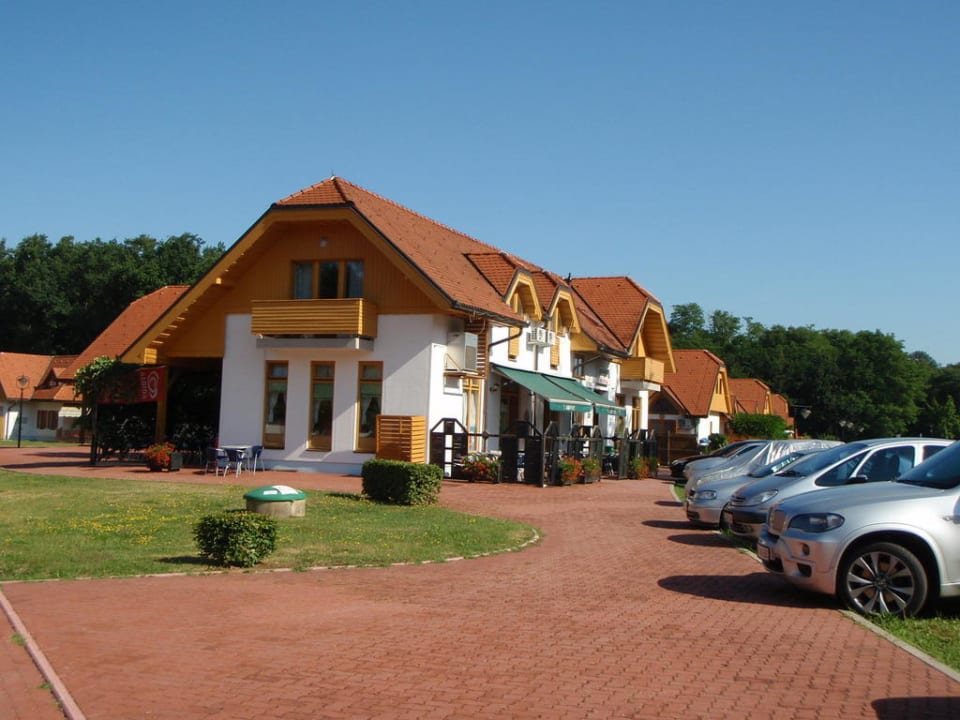 Rezeption Appartment Siedlung Terme 3000 - Moravske Toplice - Die Anlage Prekmurska vas Ajda