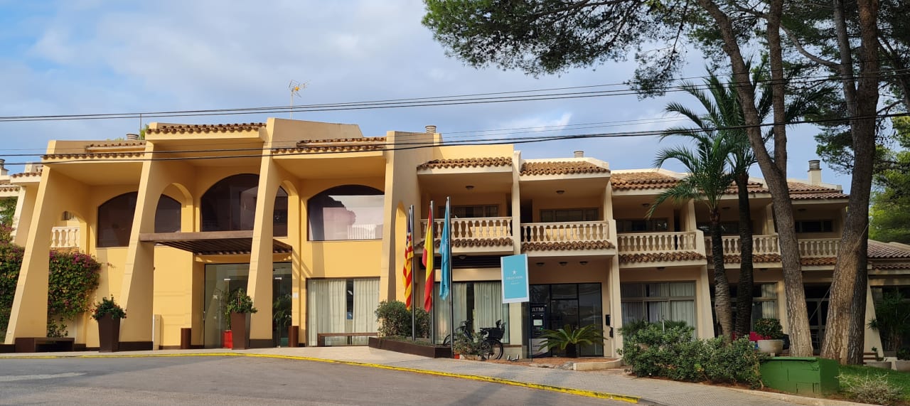 Außenansicht Iberostar Waves Pinos Park