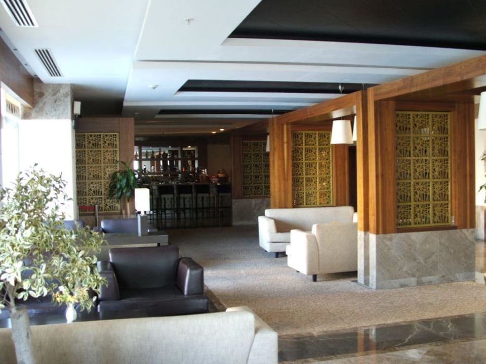 Lobbybar Saturn Palace Resort Hotel
