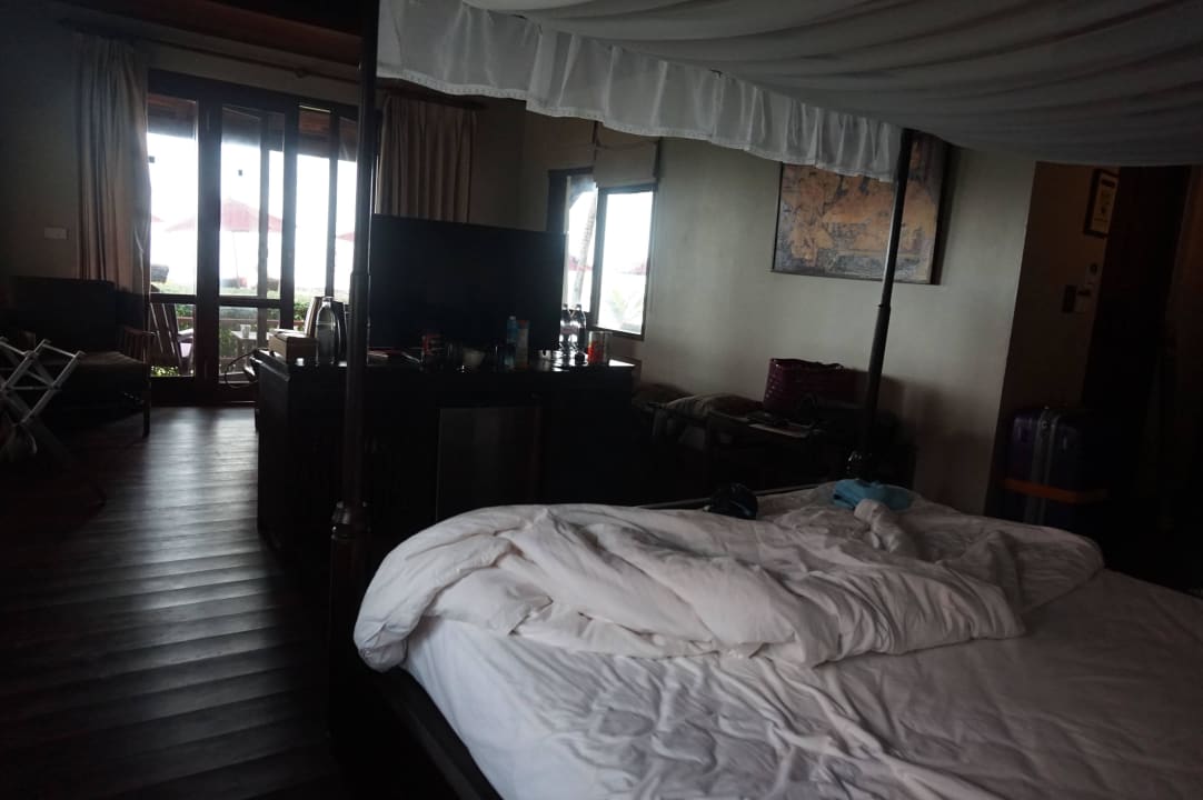 Wohnraum mit Blick auf das Meer Khaolak Laguna Resort