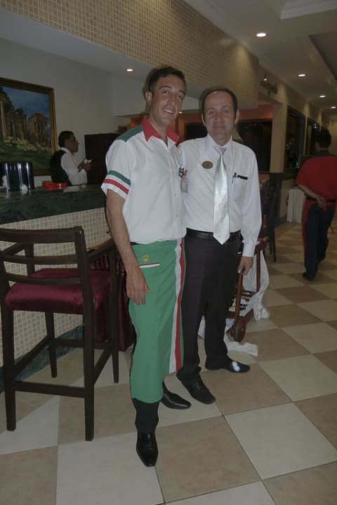 Klasse Bedienung im Italienischen Themenrestaurant Hotel Delphin Diva