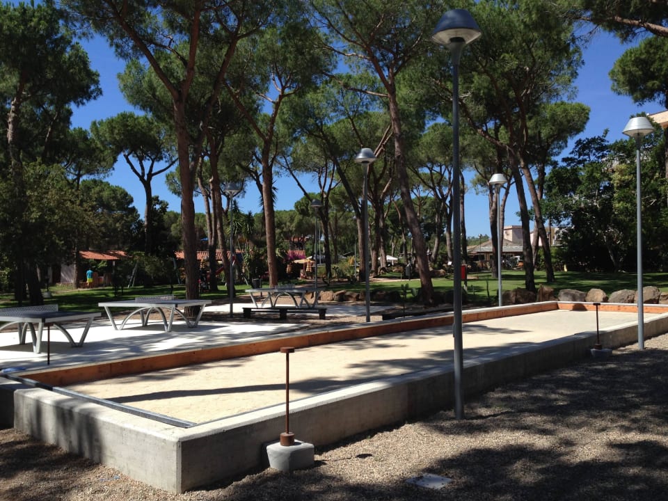 Boule - Platz und Tischentennisplatten Tirreno Resort
