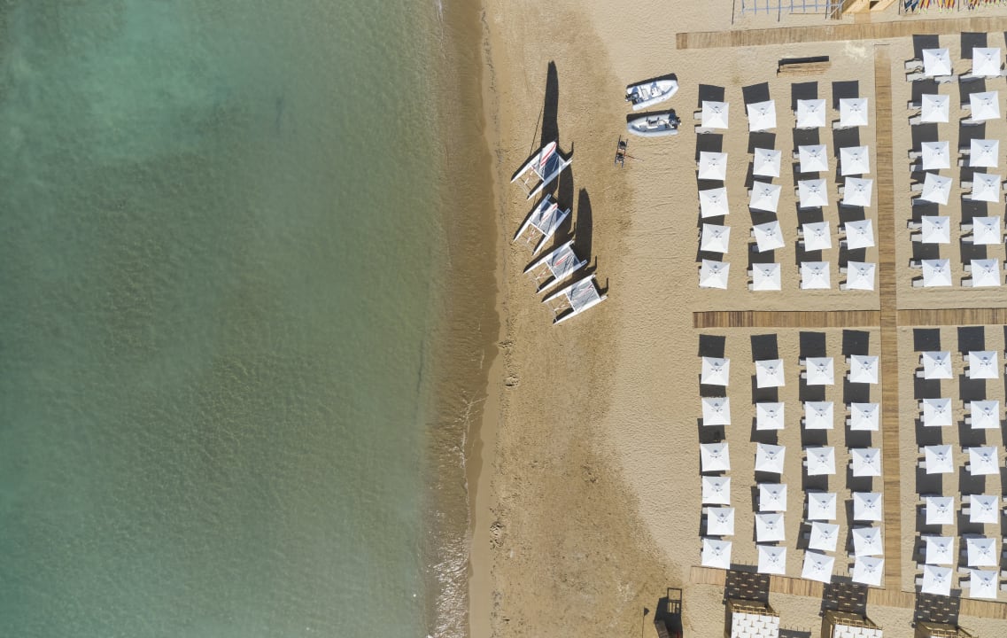 Strand Jacaranda Luxury Resort