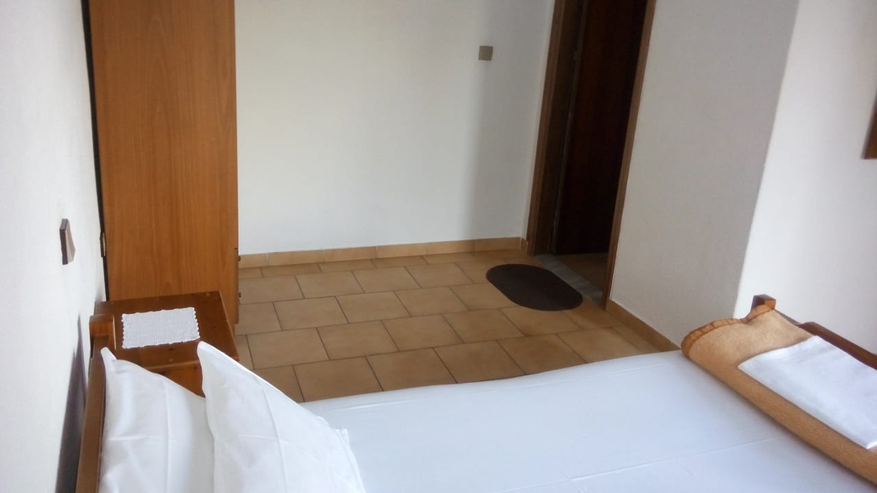 Zimmer Gorgona Rooms