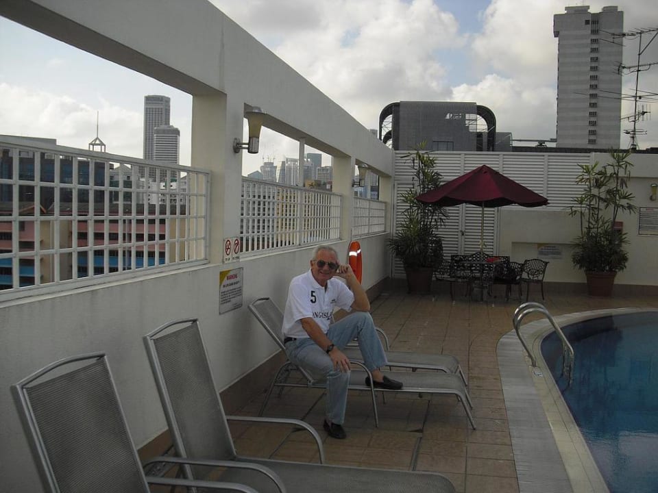 Pool auf Dachterrasse Fragrance Hotel - Selegie