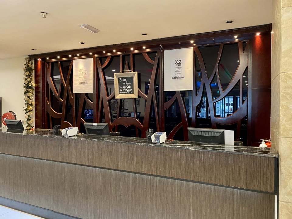 Lobby XO Hotels Blue Tower