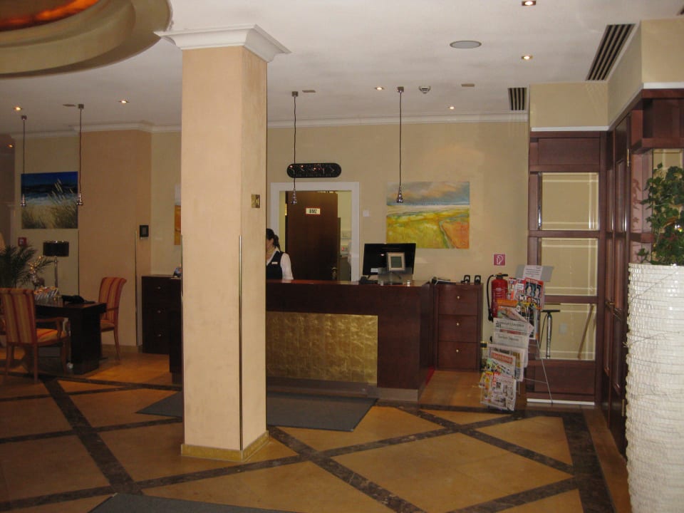 Rezeption Hotel Gran Belveder