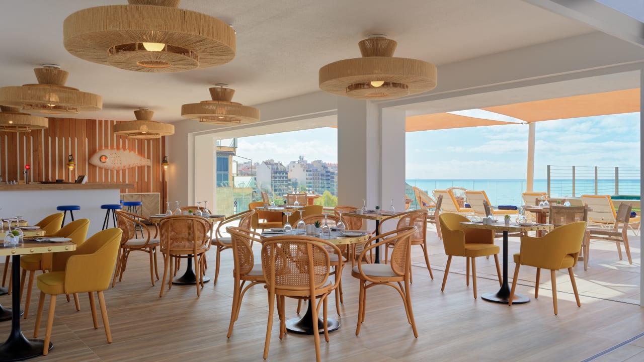 Gastro H10 Porto Poniente