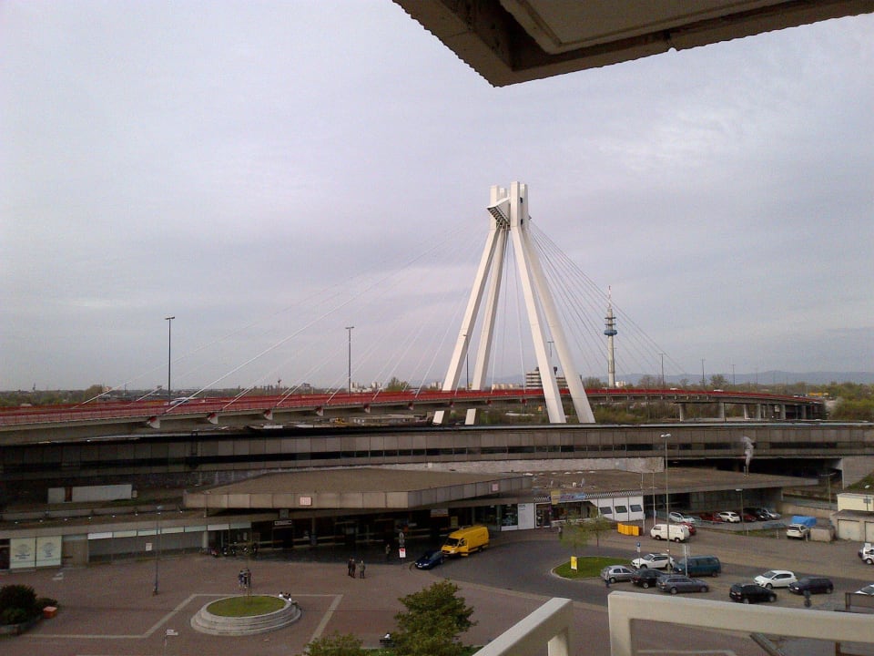 Aussicht Leoso Hotel Ludwigshafen