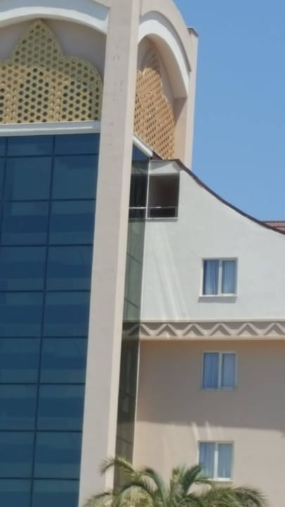 Außenansicht Well Palace Side