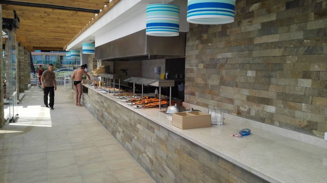 Strandbuffet Dreams Sunny Beach Resort & Spa