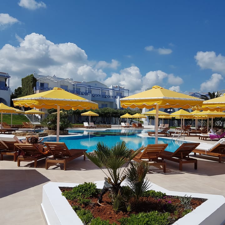 Pool Hotel Serita Beach