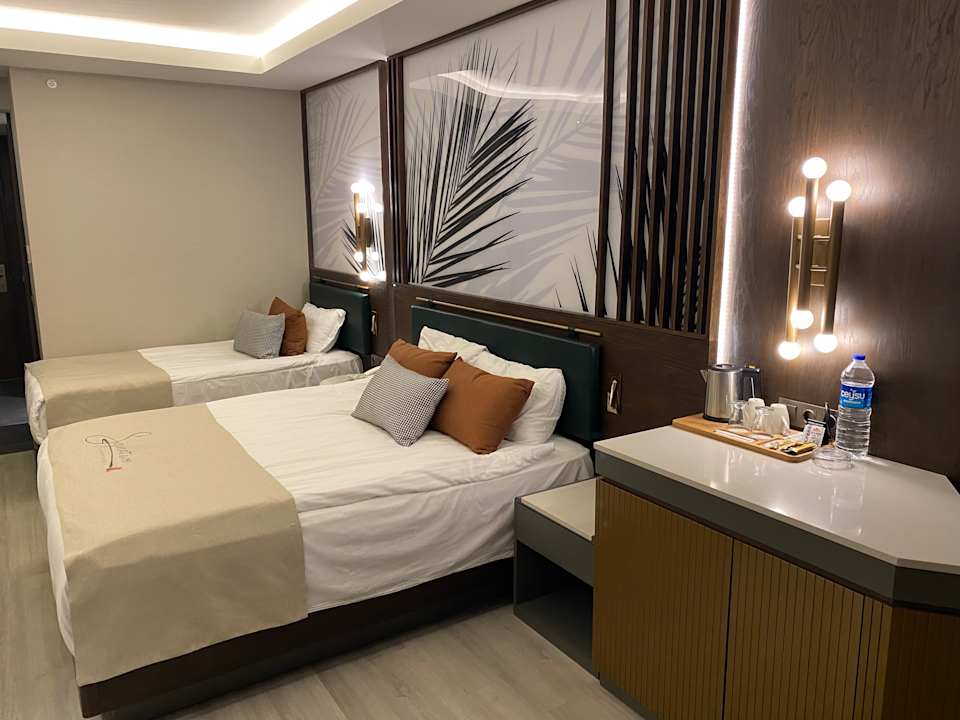 Zimmer Kirman Belazur Resort & Spa