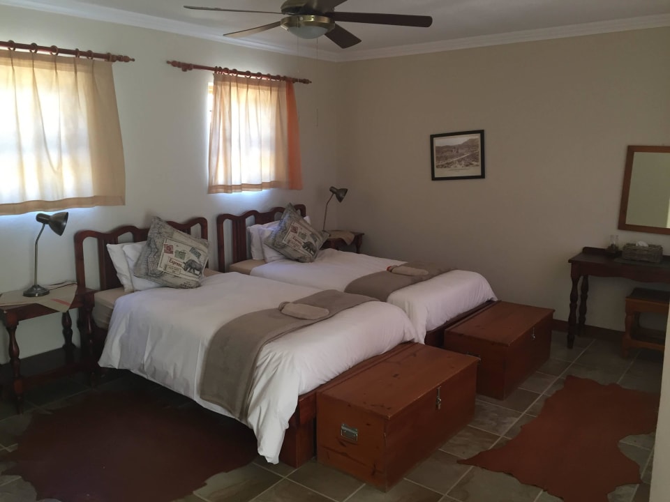 Großes Zimmer Klein-Aus Vista Desert Horse Inn