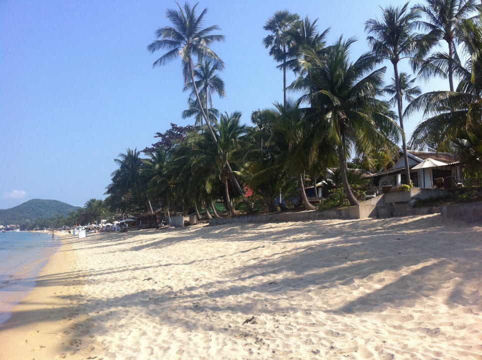 Strand Paar Meter weiter Zazen Boutique Resort & Spa