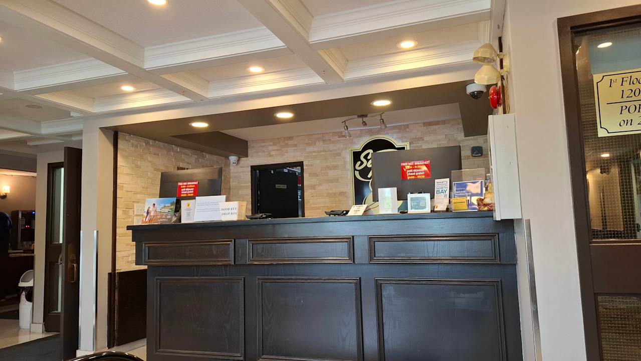 Lobby Super 8 Motel North Bay