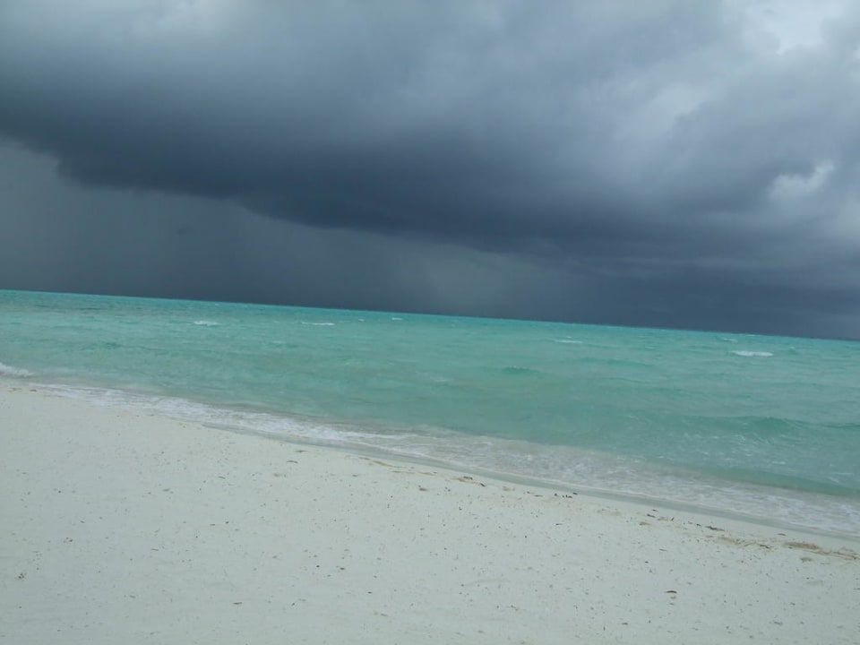 Ein Gewitter kommt Cinnamon Hakuraa Huraa Maldives