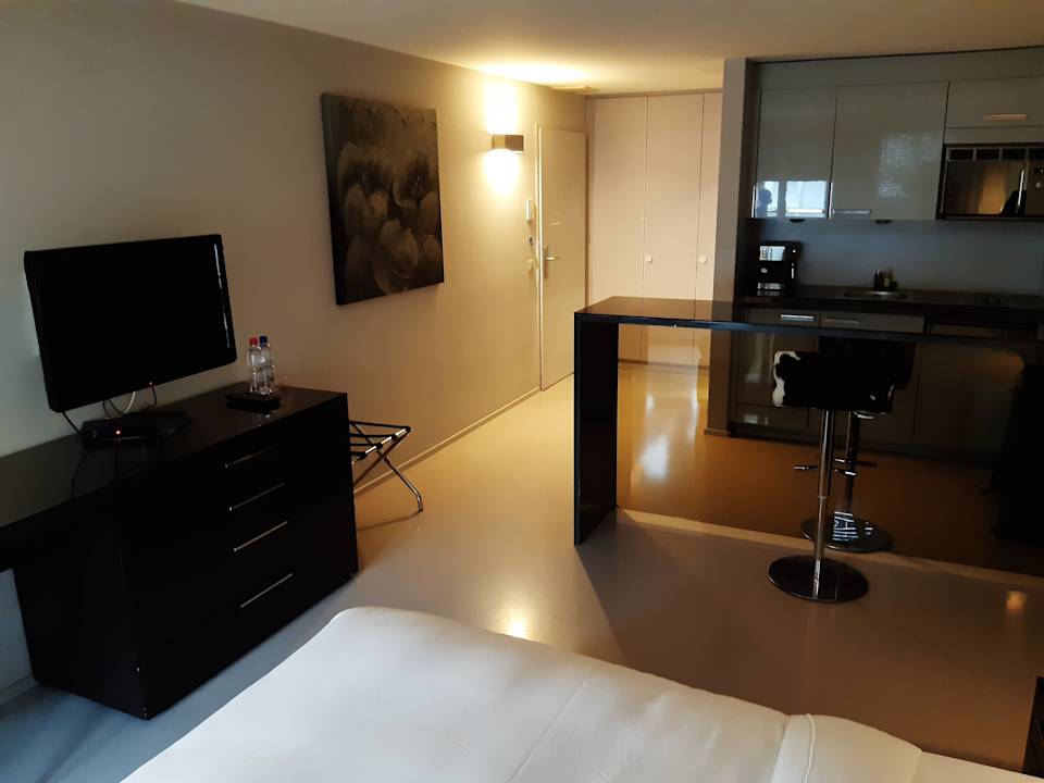 Zimmer VISIONAPARTMENTS Zürich Binzmühlestrasse