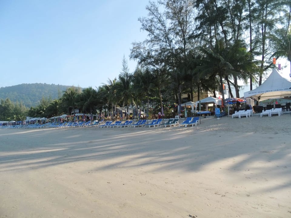 Strand am Morgen Sunprime Kamala Beach