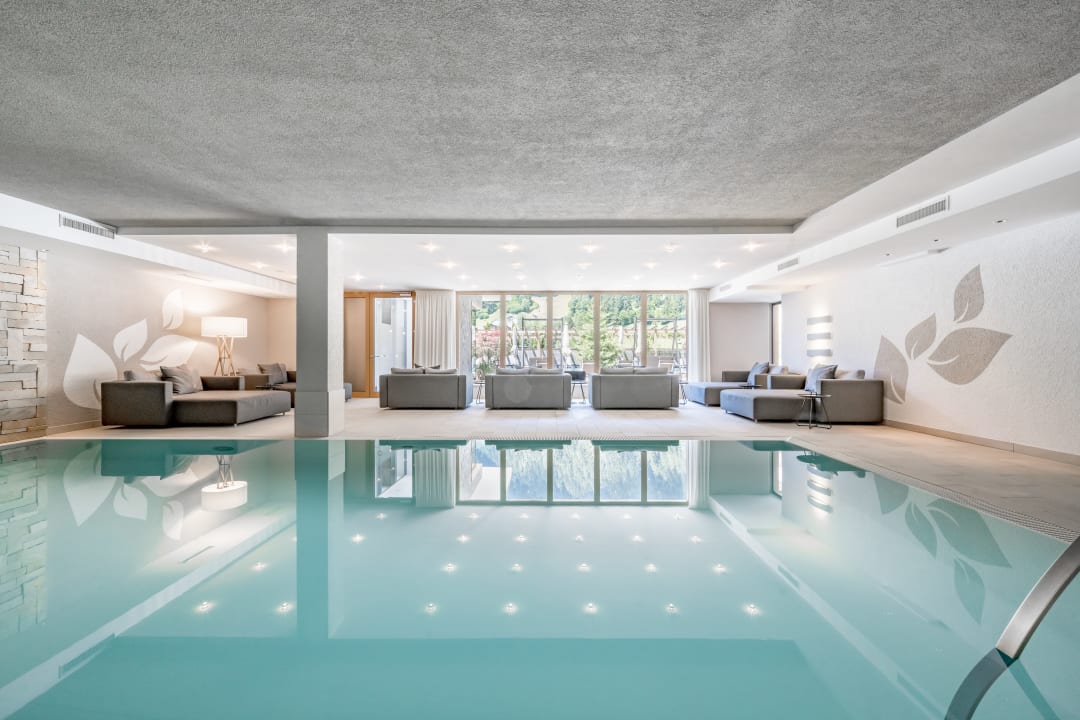 Pool Hotel Weisses Lamm