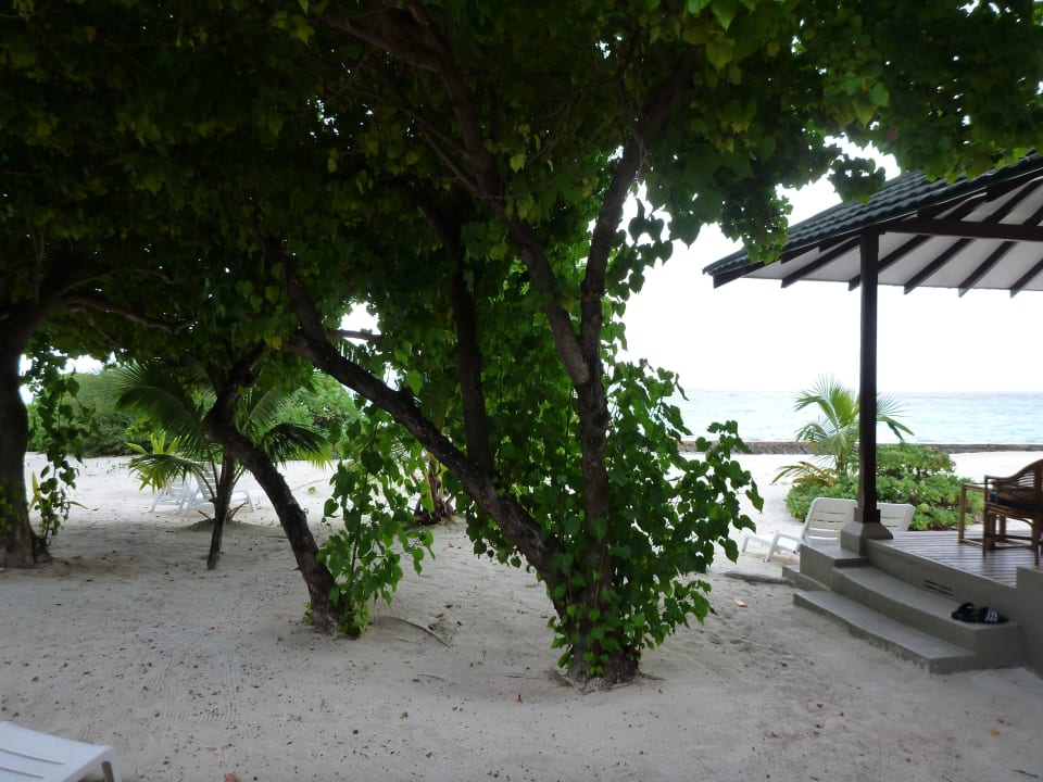 Blick von unserer Terrasse Adaaran Select Meedhupparu Island Resort - Premium All Inclusive