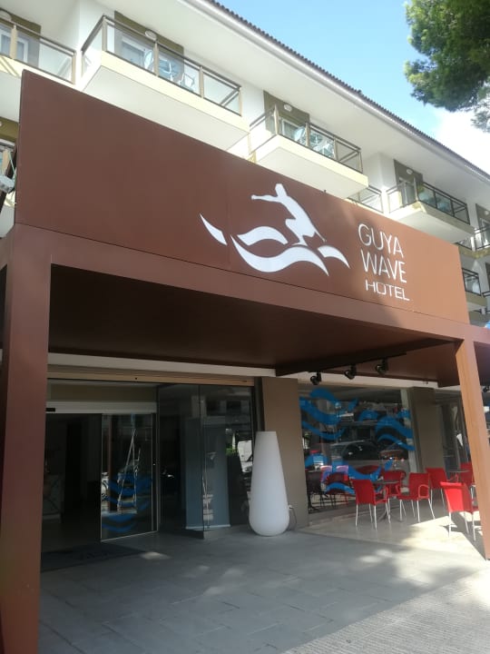 Außenansicht Guya Wave Hotel