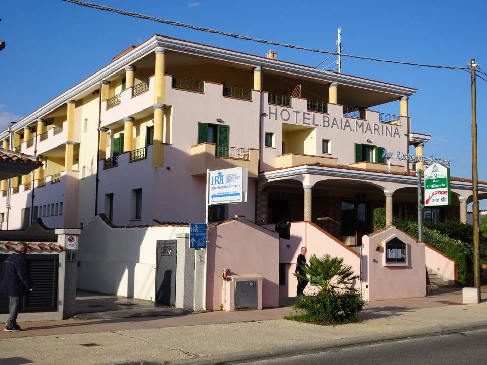Außenansicht Hotel Baia Marina