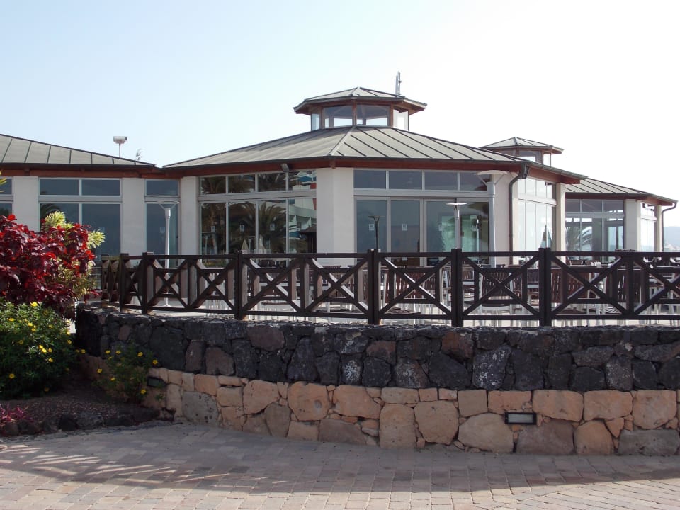Poolbar R2 Pajara Beach