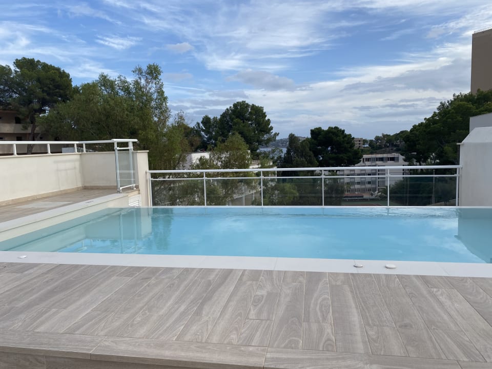 Pool BQ Bulevar Paguera - Adults only