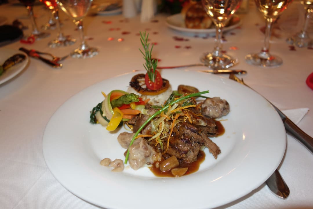 Hauptspeise Silvestermenü Commodore Elite Suites & Spa - Adults only