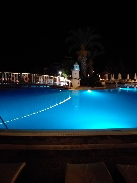 Pool Hotel Turan Prince