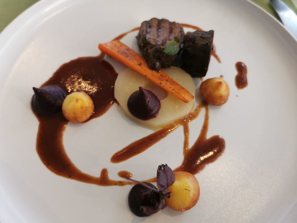 Gastro Small & Beautiful Hotel Gnaid