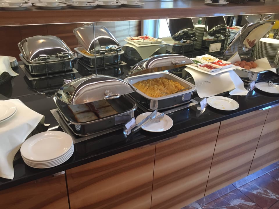 Frühstücksbuffet ARCOTEL Castellani Salzburg