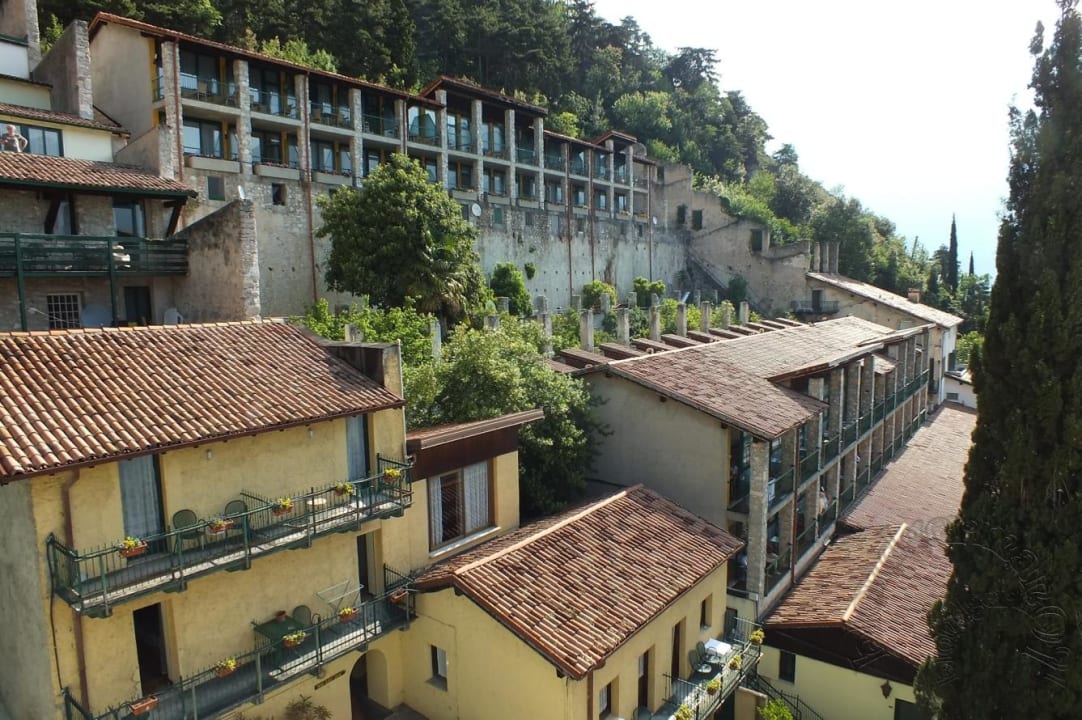 Ein Teil der Gebäude Centro Vacanze La Limonaia