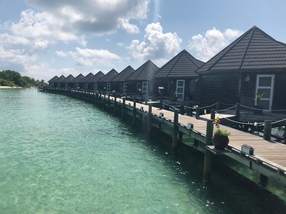 Strand Kuredu Island Resort & Spa