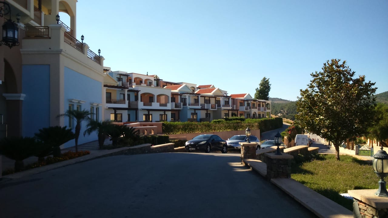 Vor dem Hotel Lindos Imperial Resort & Spa