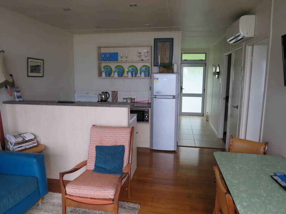Zimmer Apartments Golden Sand Beachfront