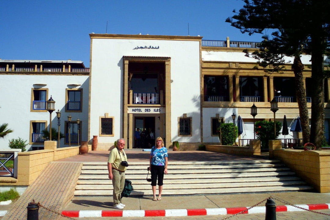Eingang des 'Des Iles'. Hotel Des Iles