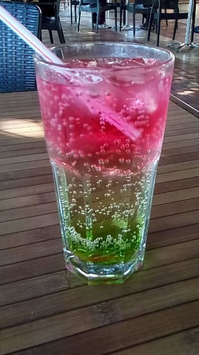 Безалкогольный коктейль Limak Limra Hotel & Resort