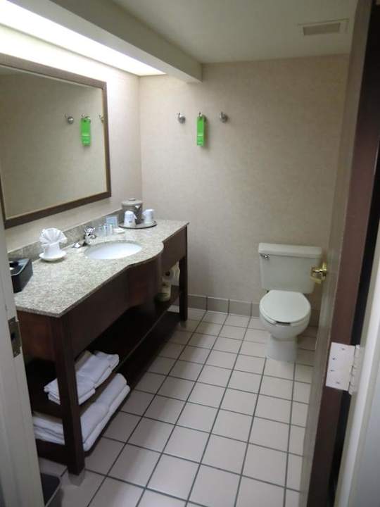 Bad Hotel Hampton Inn Phoenix-Scottsdale at Shea Boulevard