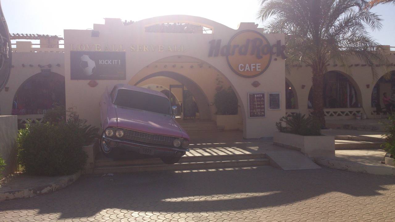 Hardrock Caffee Pickalbatros Alf Leila Wa Leila Resort - Neverland Hurghada