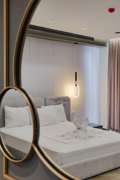 Zimmer Adamas Resort & Hotel