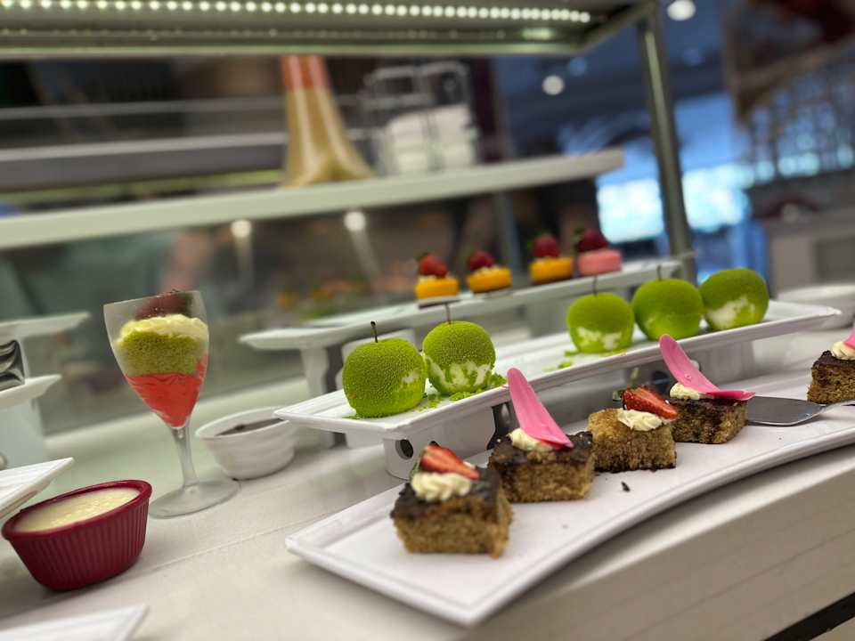 Gastro Seaden Sea World Resort & Spa