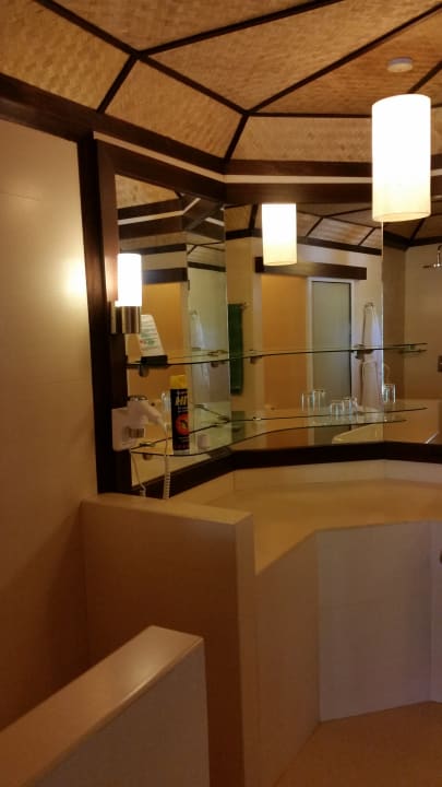 Zimmer Angaga Island Resort