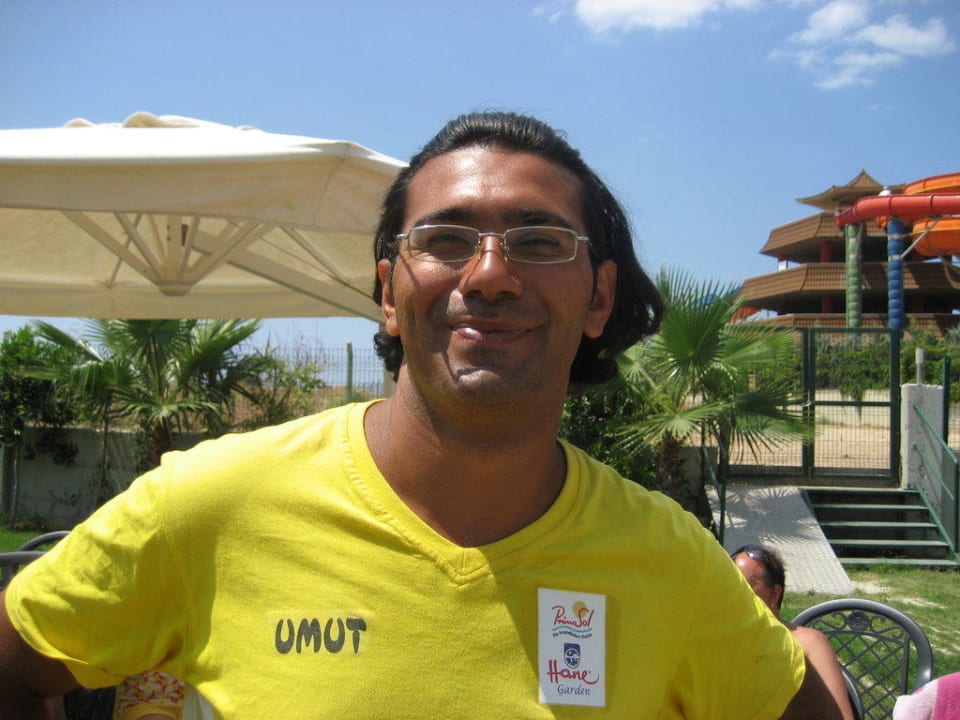 Animateur Umut Calimera Hane Garden