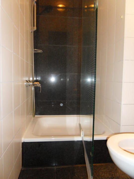 Badezimmer Motel One Hamburg-Altona