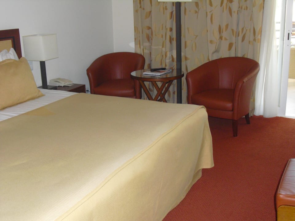 Zimmer PortoBay Falésia