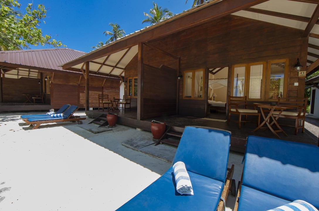 Zimmer Filitheyo Island Resort